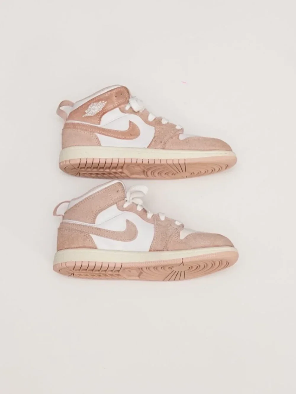 NIKE AIR JORDAN 1 SE MID WHITE/LEGEND PINK  SIZE 13C